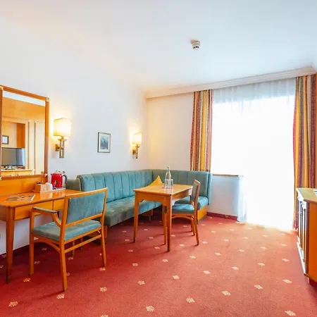 Germania Gastein - Ganzjaehrig Inklusive Alpentherme Gastein & Sommersaison Inklusive Gasteiner Bergbahnen 4* 배드호프가스타인