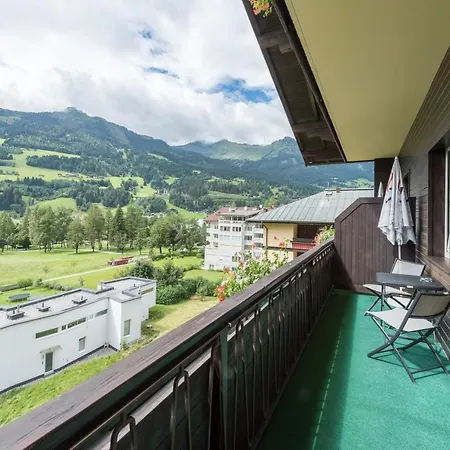 Germania Gastein - Ganzjaehrig Inklusive Alpentherme Gastein فندق