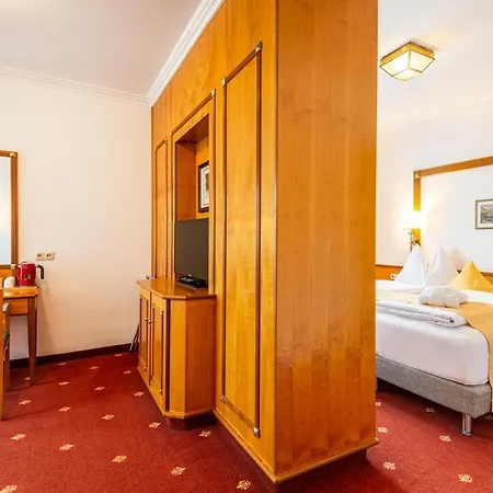 Germania Gastein - Ganzjaehrig Inklusive Alpentherme Gastein & Sommersaison Inklusive Gasteiner Bergbahnen 호텔