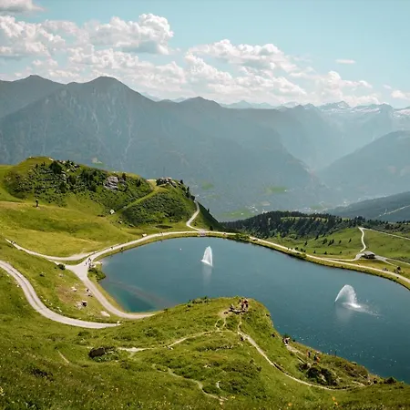 فندق Germania Gastein - Ganzjaehrig Inklusive Alpentherme Gastein 4*