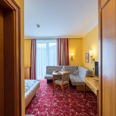 호텔 Germania Gastein - Ganzjaehrig Inklusive Alpentherme Gastein & Sommersaison Inklusive Gasteiner Bergbahnen