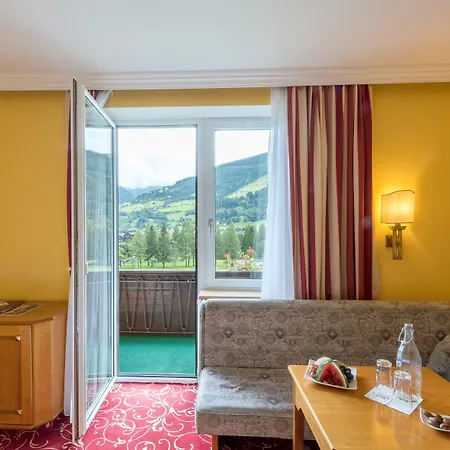 Germania Gastein: Alpine Wellness & Mountain Adventures Bad Hofgastein