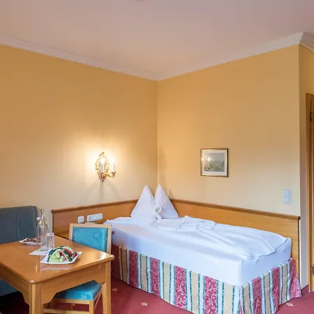 Germania Gastein - Ganzjaehrig Inklusive Alpentherme Gastein & Sommersaison Inklusive Gasteiner Bergbahnen Hotel 4*