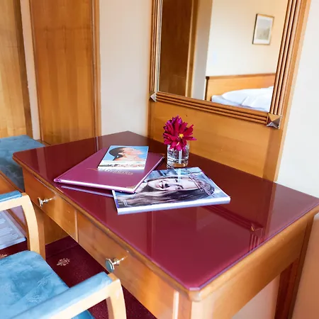 Germania Gastein - Ganzjaehrig Inklusive Alpentherme Gastein & Sommersaison Inklusive Gasteiner Bergbahnen 배드호프가스타인