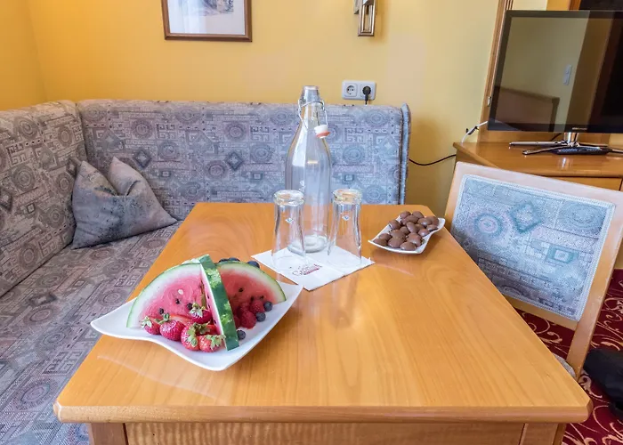 Germania Gastein - Ganzjaehrig Inklusive Alpentherme Gastein & Sommersaison Inklusive Gasteiner Bergbahnen 巴特霍夫加施泰因